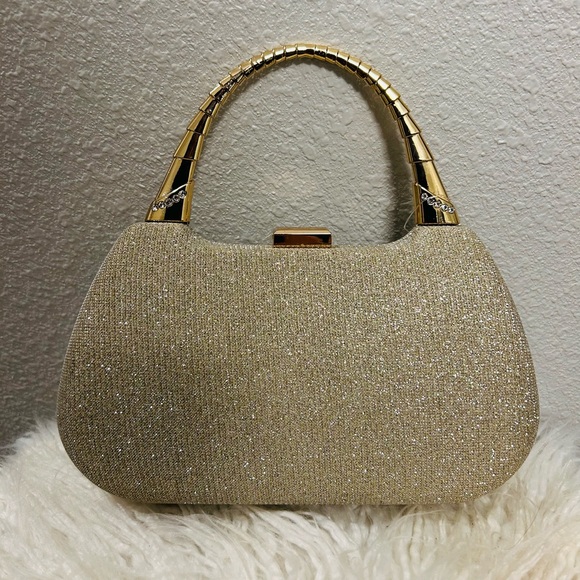 Elegant Gold Shimmer Women\'s Handbag with Gold Crossbody Chain NWT